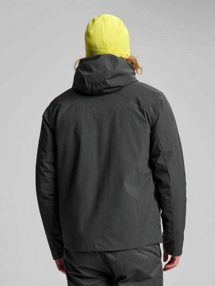 SLAM Active Winter Hooded Short Jacket giver dig total beskyttelse under alle vejrforhold.