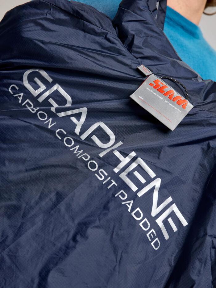 Ultralet, alsidige og komfortable SLAM Active Graphene Short Jacket med GRAPHEN fór.