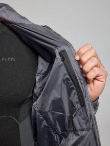 Ultralet, alsidige og komfortable SLAM Active Graphene Short Jacket med GRAPHEN fór.