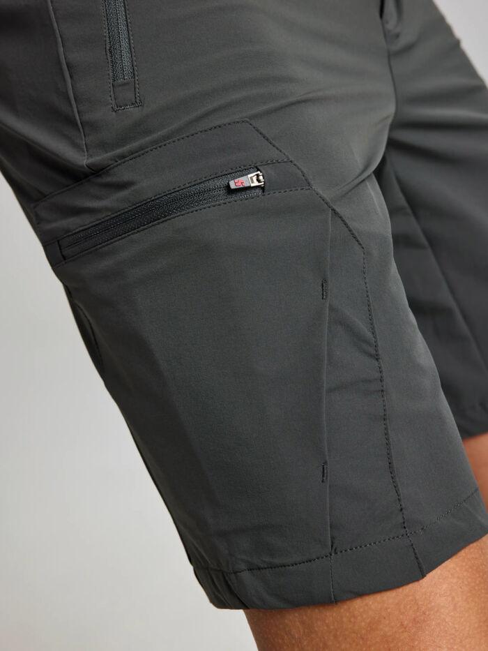 Komfortable, alsidige og funktionelle SLAM Aktive techno cargo shorts